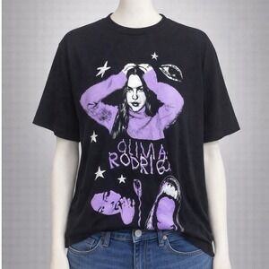 Plus size Olivia Rodrigo  T-shirt 2XL Graphic Concert Official Merch